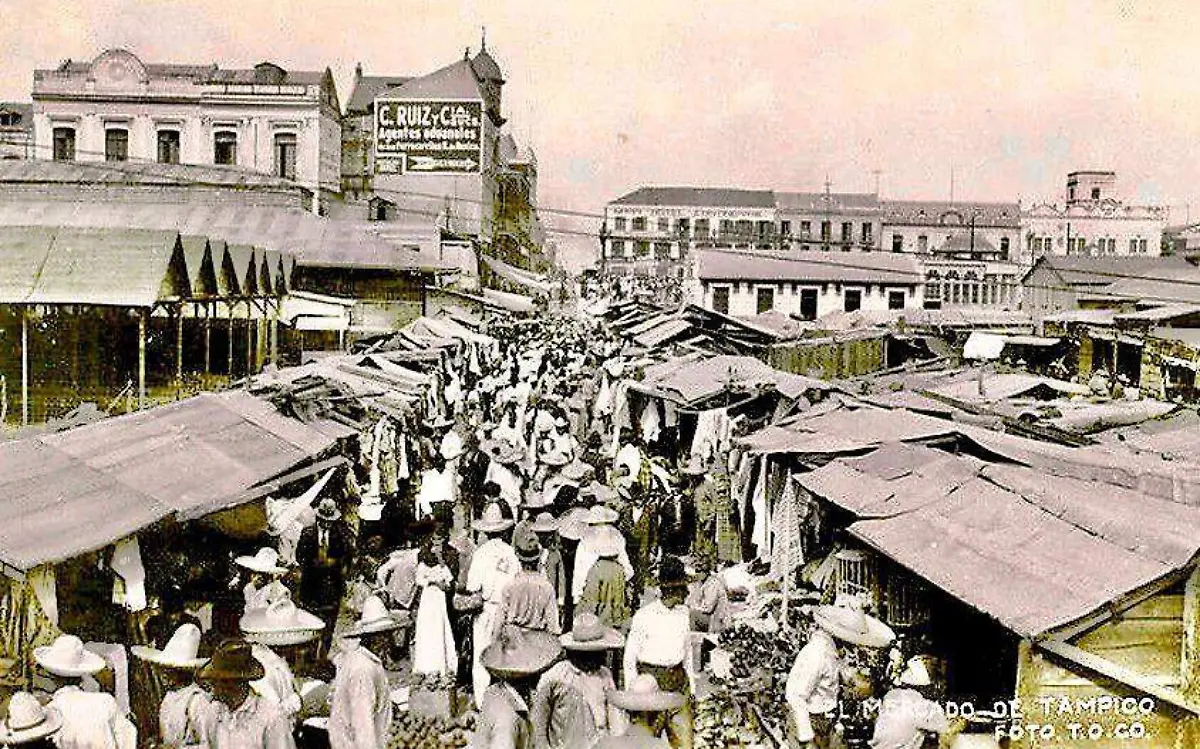 Asi eran los días de compra en Tampico a principios del siglo pasado. (HAY QUE DAR EL CRÉDITOA ALFREDO AGUAYO)